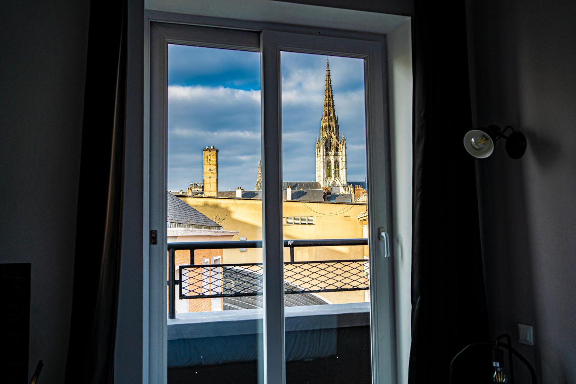 De Quebec Hotel 3*